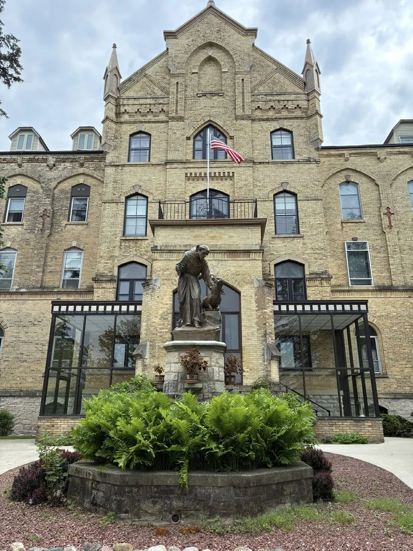 Day 5, Holy Family Convent, Manitowoc, photo 3